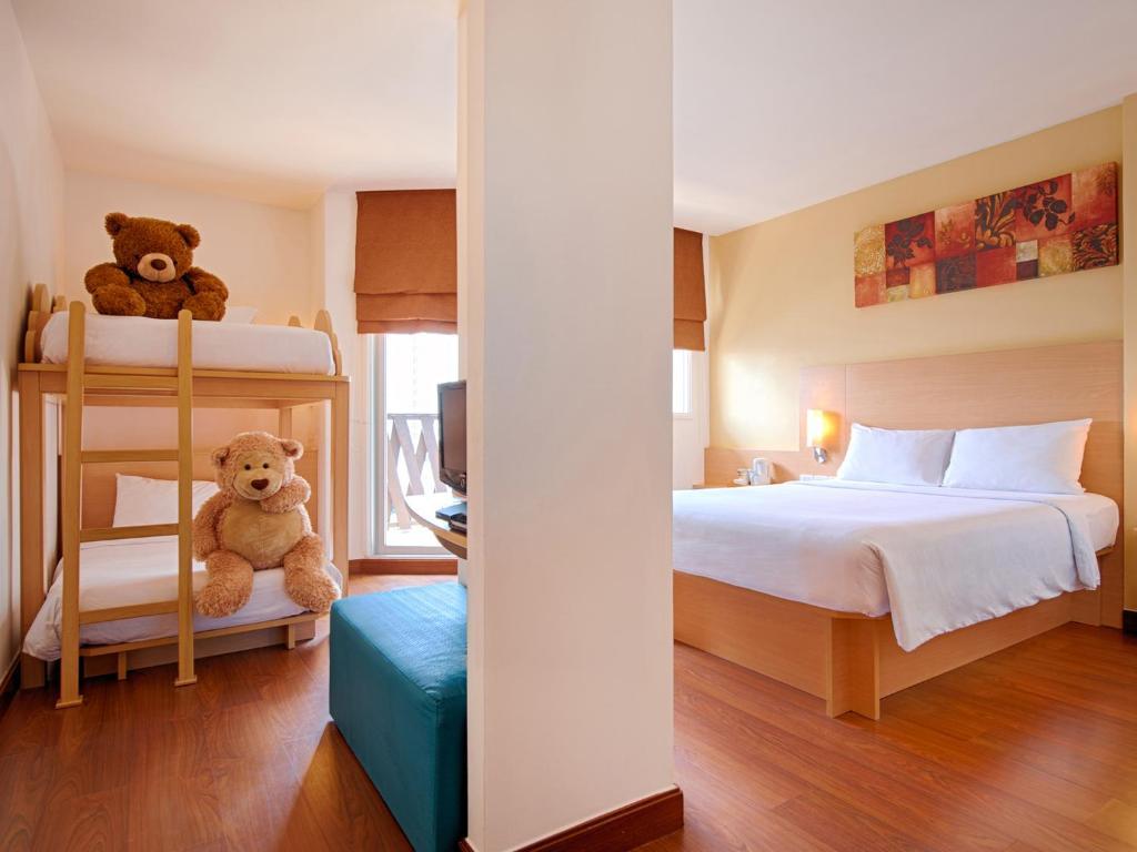 Ibis Pattaya Hotel Екстериор снимка
