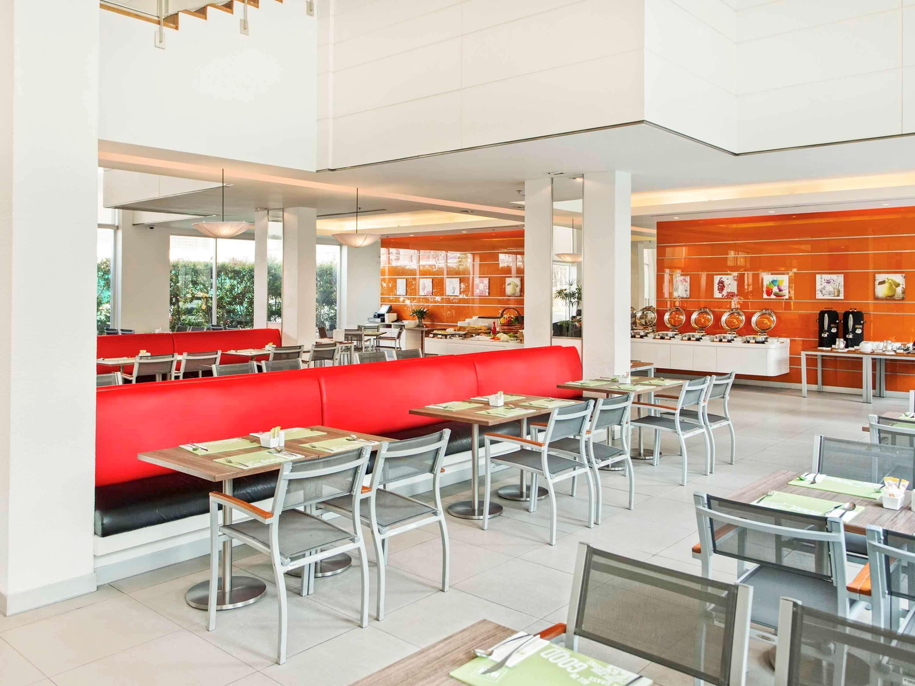 Ibis Pattaya Hotel Екстериор снимка