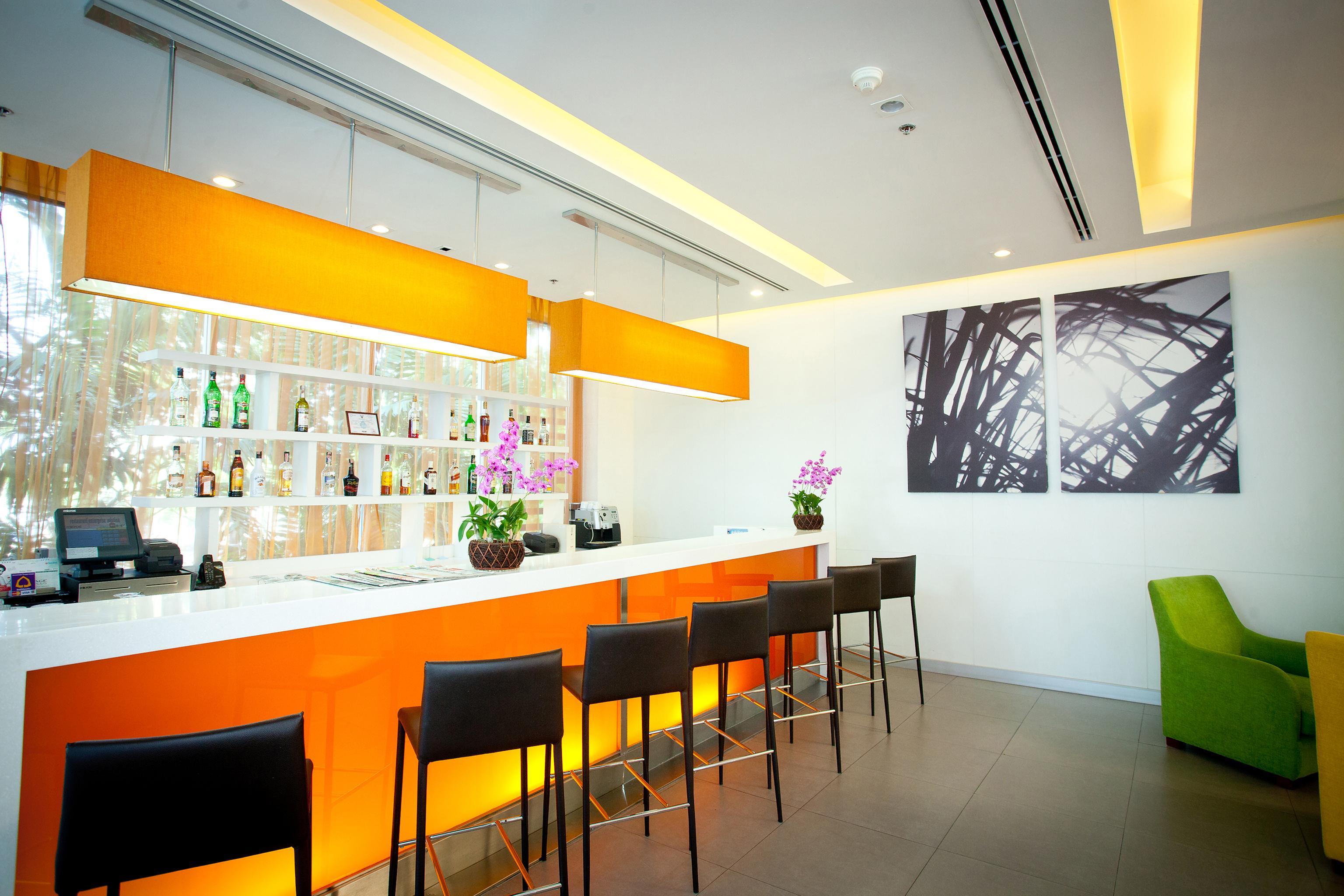 Ibis Pattaya Hotel Екстериор снимка