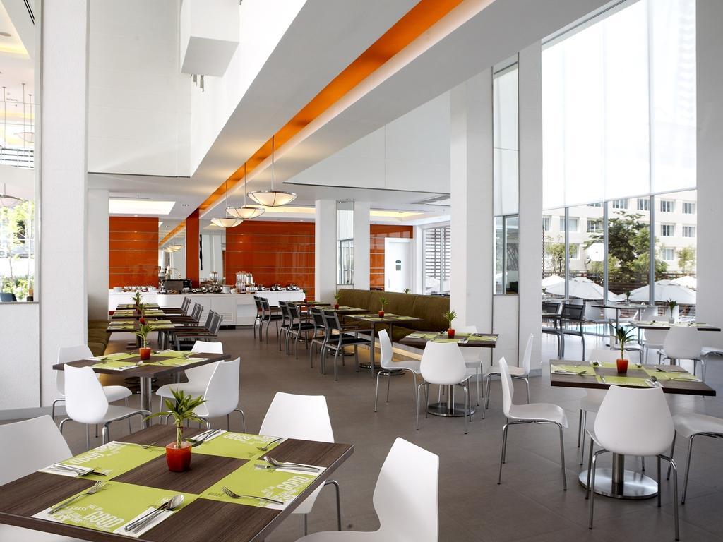 Ibis Pattaya Hotel Екстериор снимка